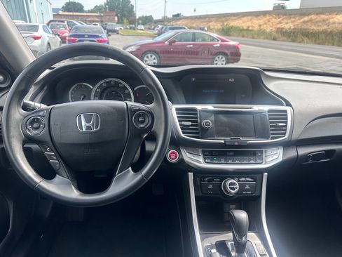 Used 2015 Honda Accord EX-L image 7