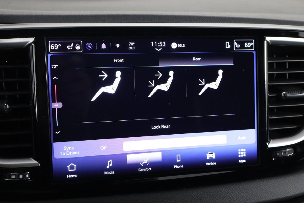 Used 2025 Chrysler Pacifica Select FWD image 35