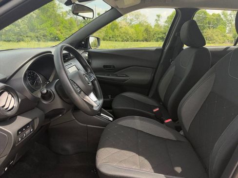 Used 2020 Nissan Kicks S FWD image 14