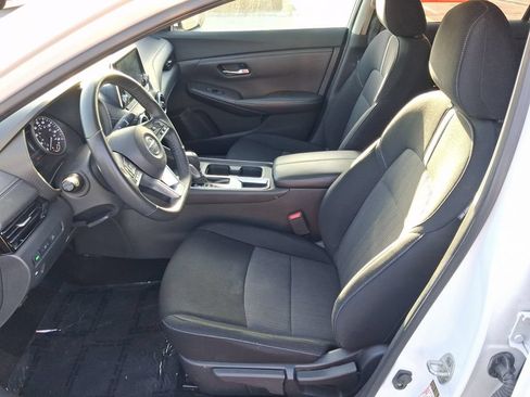 Used 2021 Nissan Sentra SV FWD image 14