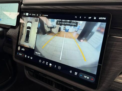 Used 2022 Rivian R1T Adventure AWD/4WD image 45
