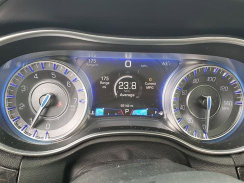 Used 2016 Chrysler 300 C w/ Harman/Kardon Audio Group image 26