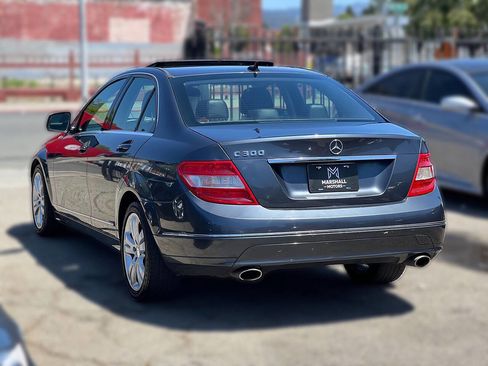 Used 2008 Mercedes-Benz C 300 Sedan image 6