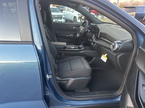 New 2026 Chevrolet Equinox LT image 30