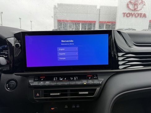 Used 2025 Toyota Camry XSE image 13