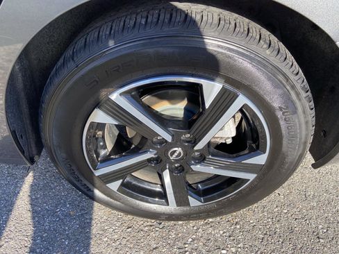 Used 2024 Nissan Sentra SV image 10