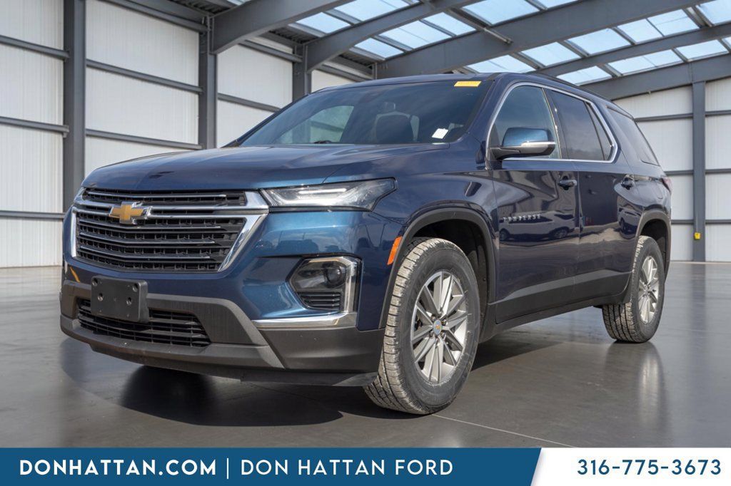 Used 2023 Chevrolet Traverse LT AWD/4WD image 1