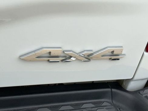 Used 2024 RAM 2500 Big Horn AWD/4WD image 11