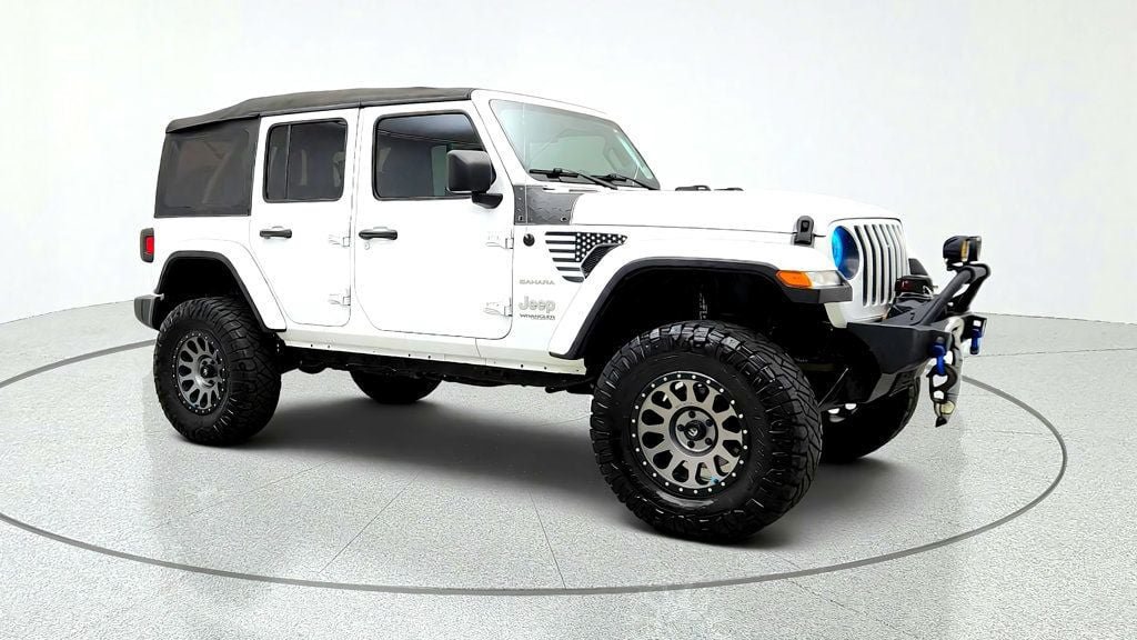 Used 2021 Jeep Wrangler Unlimited Sahara w/ Cold Weather Group AWD/4WD image 3
