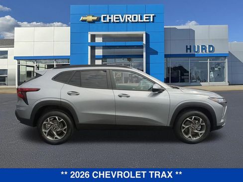 New 2026 Chevrolet Trax LT w/ Driver Confidence Package FWD image 3