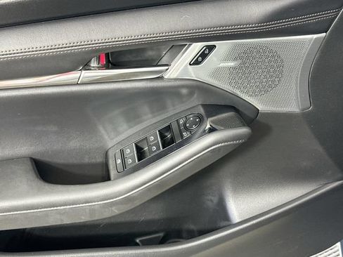 Used 2023 MAZDA MAZDA3 s FWD image 26