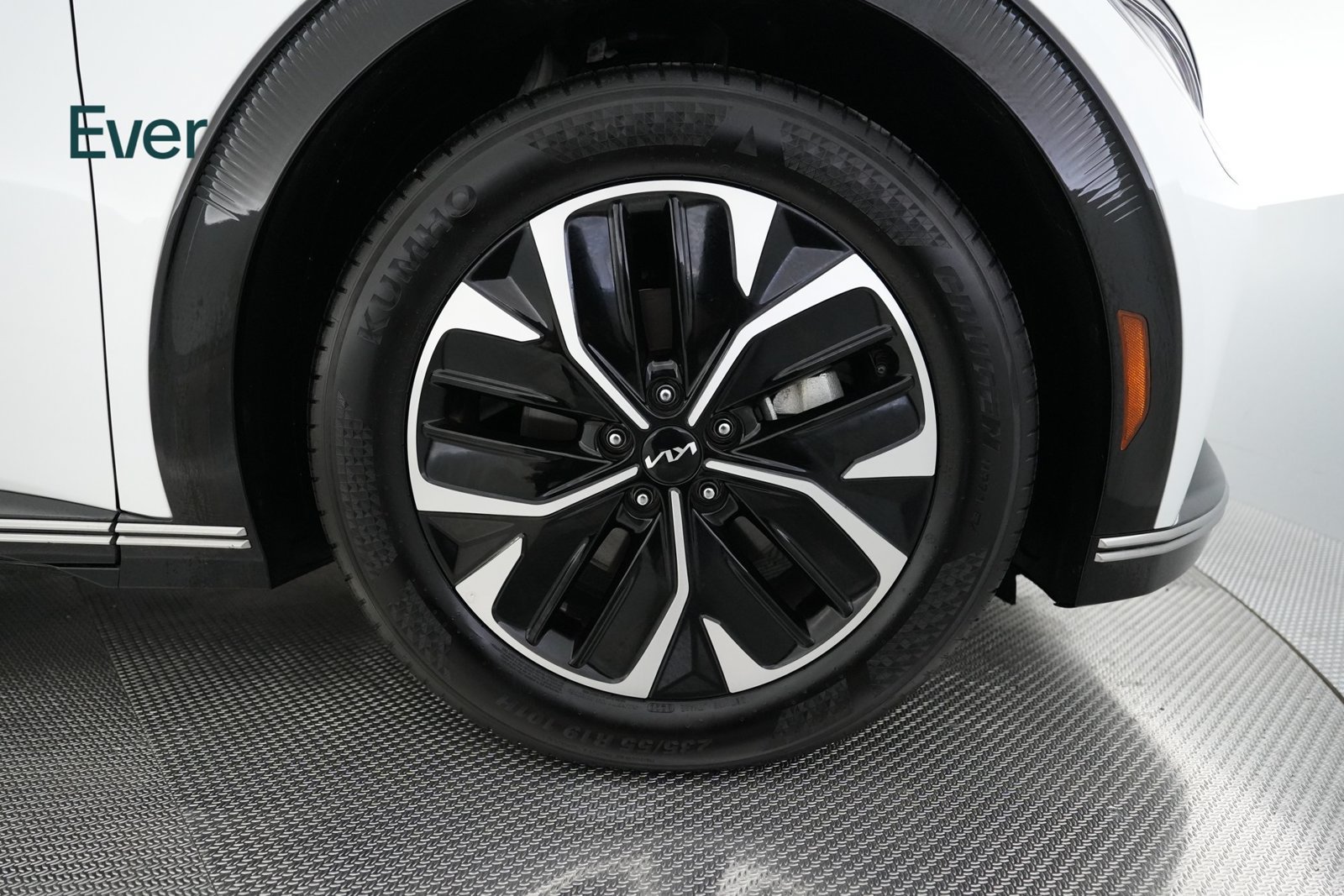 Used 2023 Kia EV6 Wind RWD image 20