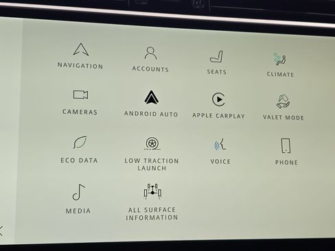 Used 2021 Jaguar F-PACE S image 21