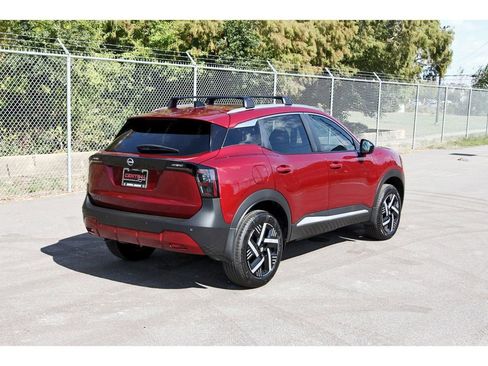 New 2026 Nissan Kicks SV w/ SV Premium Package image 4