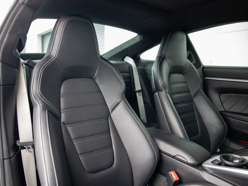 Certified 2022 Porsche 911 Turbo AWD/4WD image 23