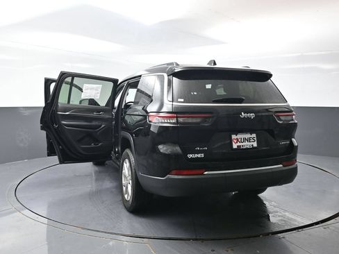 Used 2023 Jeep Grand Cherokee L Limited AWD/4WD image 60