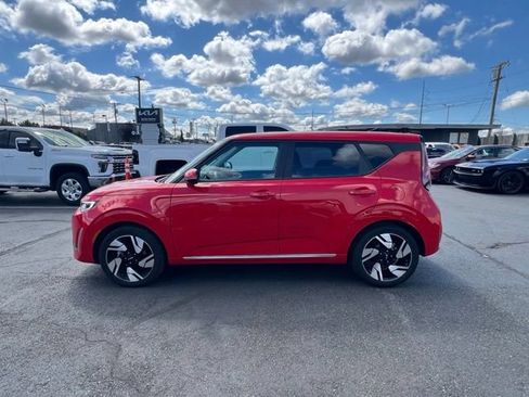 Certified 2025 Kia Soul GT-Line w/ GT-Line Technology Package FWD image 4