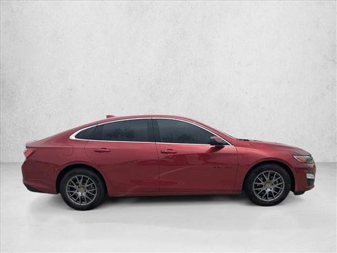 Used 2023 Chevrolet Malibu LT w/ Sport Edition FWD image 4