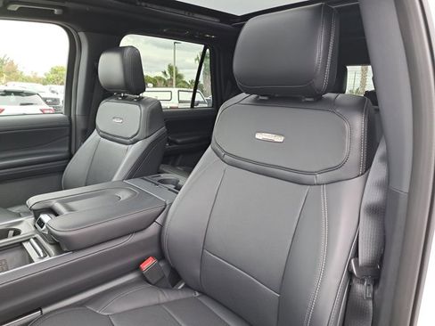 New 2025 Ford Expedition Platinum w/ Stealth Performance Package image 21