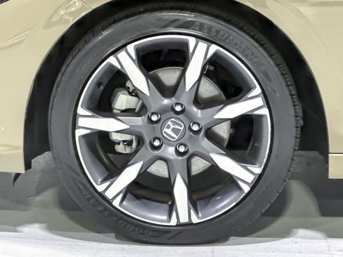 Used 2025 Honda Civic Sport Touring image 13
