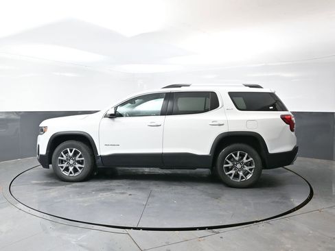 Used 2023 GMC Acadia SLT image 11