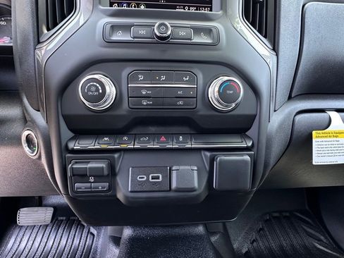 New 2026 GMC Sierra 1500 Pro w/ Pro Value Package AWD/4WD image 22