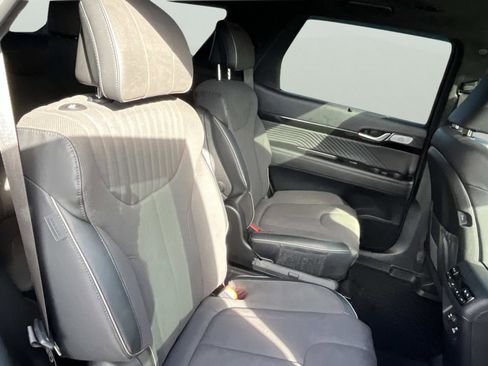 Used 2025 Hyundai Palisade Calligraphy image 20