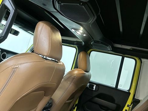 Used 2023 Jeep Wrangler Unlimited Sahara w/ Cold Weather Group image 24