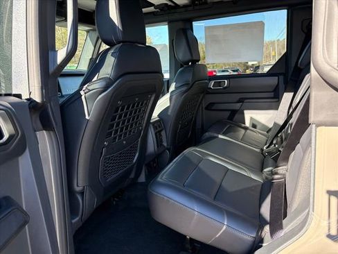 New 2025 Ford Bronco Badlands image 19