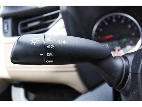 Used 2019 Toyota RAV4 LE w/ All Weather Liner Package FWD image 17