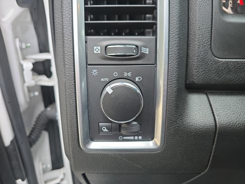 Used 2024 RAM 1500 Classic Warlock image 28