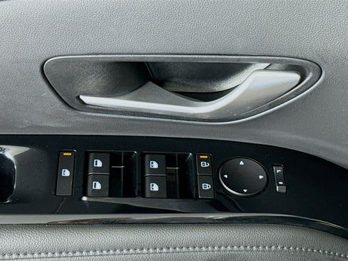 Used 2026 Hyundai Tucson Limited FWD image 21
