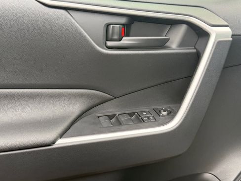 Certified 2025 Toyota RAV4 LE image 14