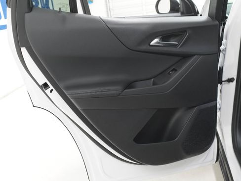 New 2026 Chevrolet Equinox LT w/ Safety and Technology Package FWD image 35