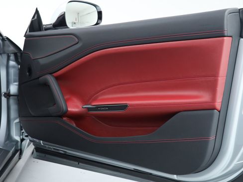 Certified 2018 Ferrari GTC4Lusso image 26