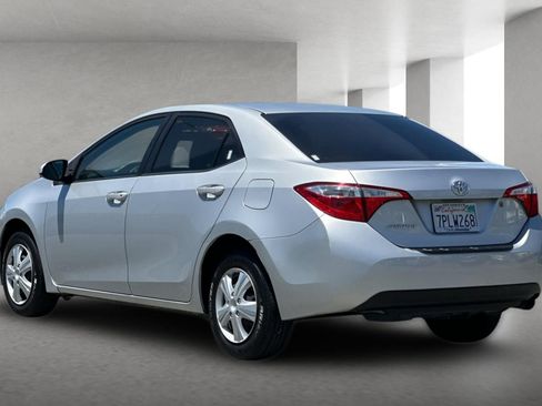 Used 2016 Toyota Corolla L FWD image 6