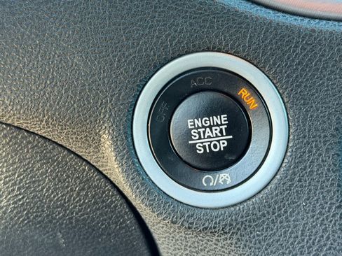 Used 2023 Dodge Charger SXT image 27