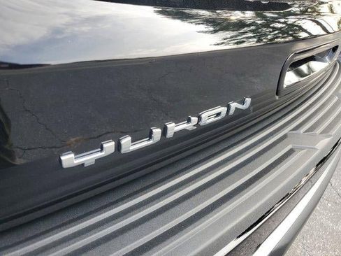 New 2026 GMC Yukon Denali w/ Sun & Power Step Package image 6