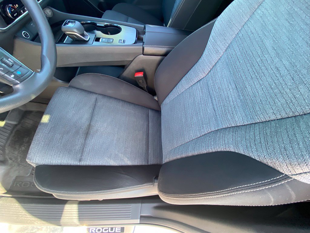 Used 2023 Nissan Rogue SV FWD image 22