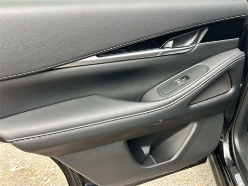 Certified 2025 INFINITI QX60 Pure image 22