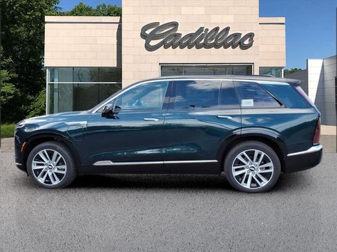 New 2026 Cadillac Vistiq Luxury w/ LPO, Floor Liner Package image 2