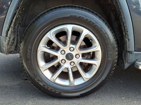 Used 2014 Jeep Grand Cherokee Limited AWD/4WD image 25