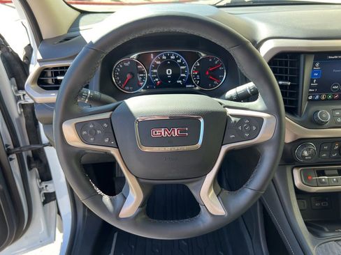 Used 2023 GMC Acadia Denali w/ Denali Ultimate Package image 12