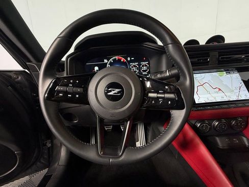 Used 2025 Nissan Z Performance w/ Floor Mat Package RWD image 20
