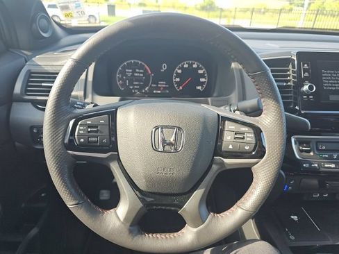 Used 2025 Honda Ridgeline Black Edition image 38
