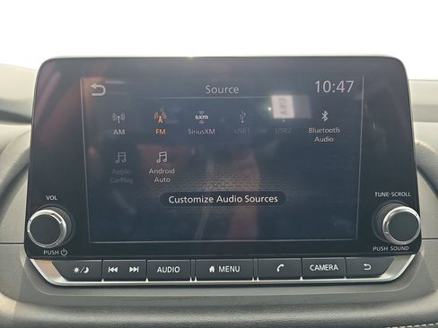 Used 2024 Nissan Rogue S FWD image 21