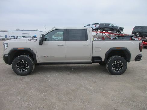 New 2026 GMC Sierra 2500 AT4X image 9