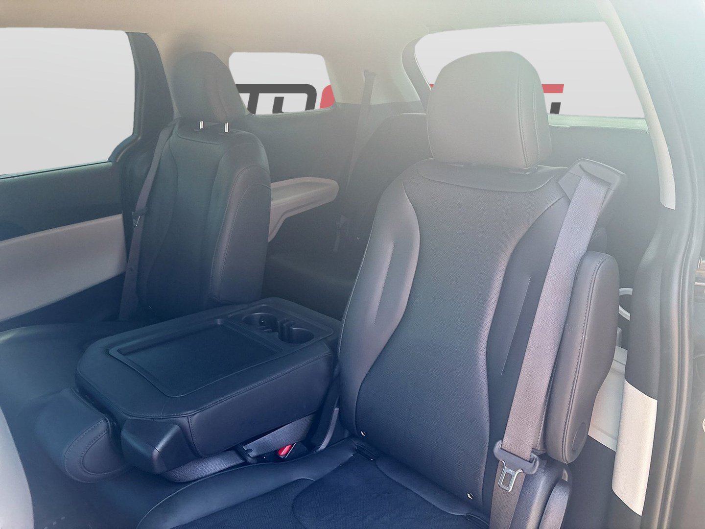 Used 2024 Kia Carnival SX FWD image 24