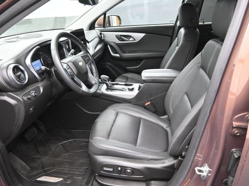 Used 2023 Chevrolet Blazer LT w/ Sound & Technology Package image 17