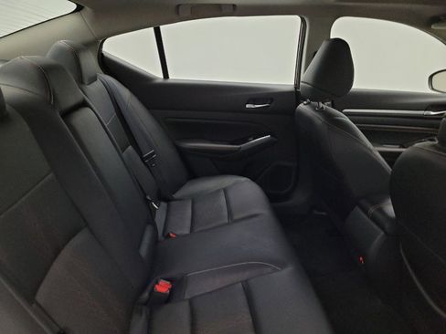 Used 2023 Nissan Altima 2.5 SR w/ SR Premium Package FWD image 19